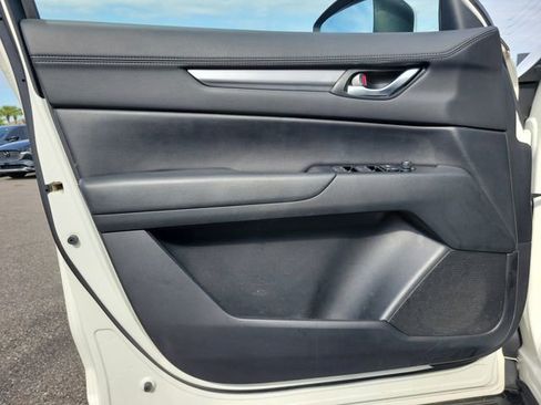 Used 2019 MAZDA CX-5 Touring image 18