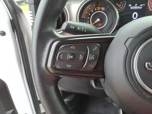 Used 2020 Jeep Gladiator Sport w/ Trailer Tow Package AWD/4WD image 19