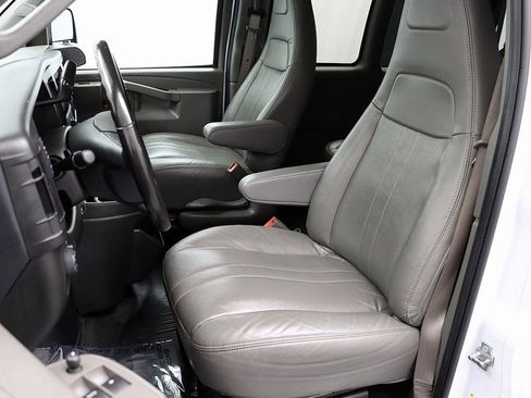 Used 2023 Chevrolet Express 3500 LS image 9