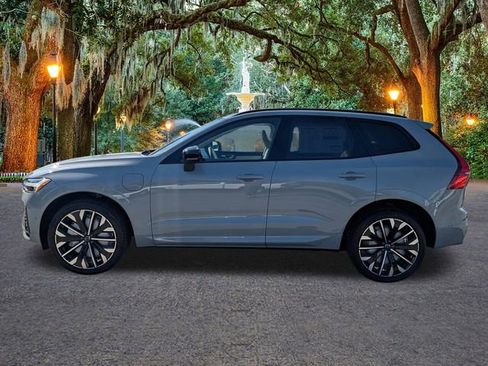 New 2026 Volvo XC60 T8 Ultra w/ Protection Package Premier image 7