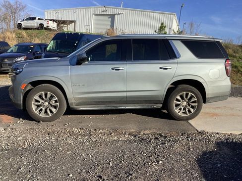 Used 2024 Chevrolet Tahoe LT w/ LT Signature Plus Package image 3