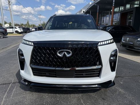 Used 2026 INFINITI QX80 4WD w/ Sport Exterior Package image 13