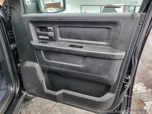 Used 2019 RAM 1500 Express w/ Wheel & Sound Group image 28