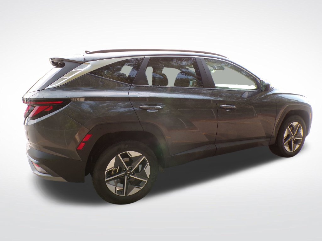 Certified 2025 Hyundai Tucson SEL AWD/4WD image 8