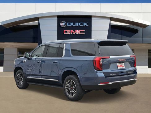 New 2026 GMC Yukon XL Elevation w/ Elevation Premium Package image 3