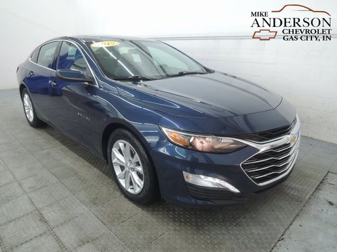 Used 2019 Chevrolet Malibu LT image 1