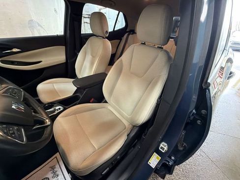 Certified 2024 Buick Encore GX Preferred w/ Comfort Package AWD/4WD image 11