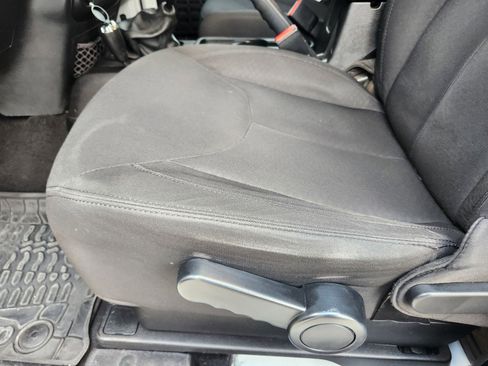 Used 2016 Jeep Wrangler Sport AWD/4WD image 19