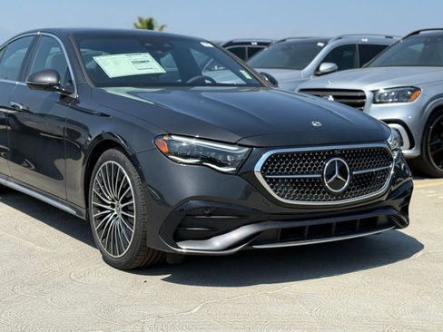 New 2025 Mercedes-Benz E 350 Sedan image 3