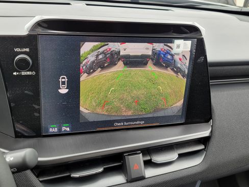 New 2026 Subaru Outback Limited AWD/4WD image 9