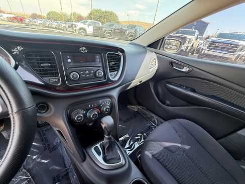 Used 2015 Dodge Dart SE w/ Convenience Group FWD image 12
