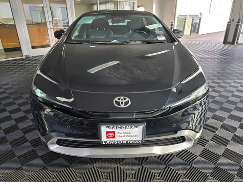 Used 2024 Toyota Prius Prime SE image 8