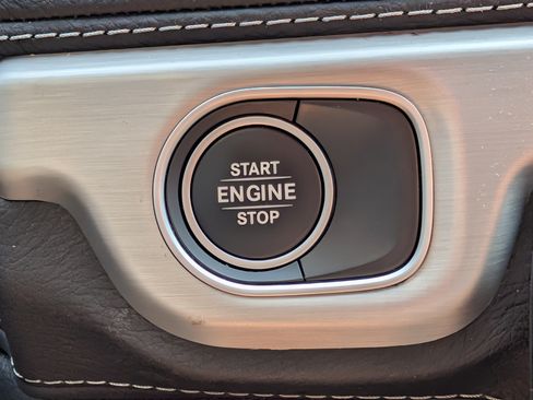 Used 2024 Mercedes-Benz G 63 AMG 4MATIC image 29