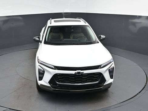 New 2026 Chevrolet Trax ACTIV w/ Sunroof Package FWD image 36