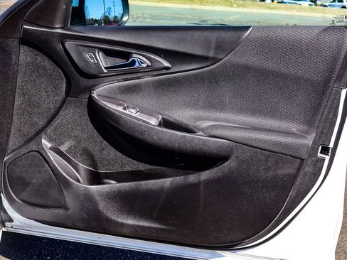 Used 2022 Chevrolet Malibu LT image 37