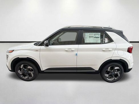 New 2026 Hyundai Venue SEL FWD image 6