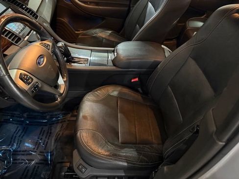 Used 2017 Ford Taurus Limited FWD image 11