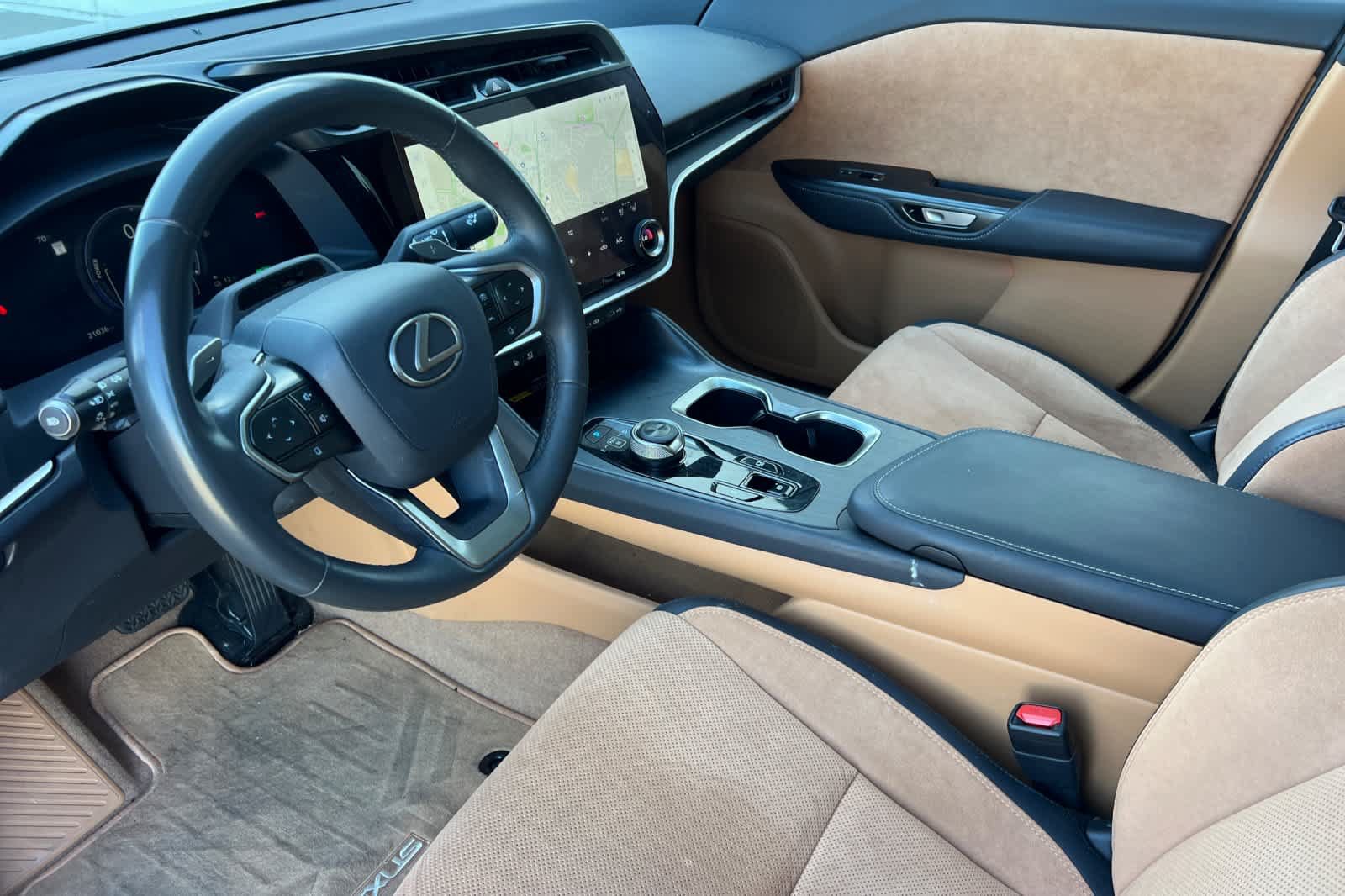 Used 2023 Lexus RZ 450e Premium w/ Cold Area Package AWD/4WD image 9