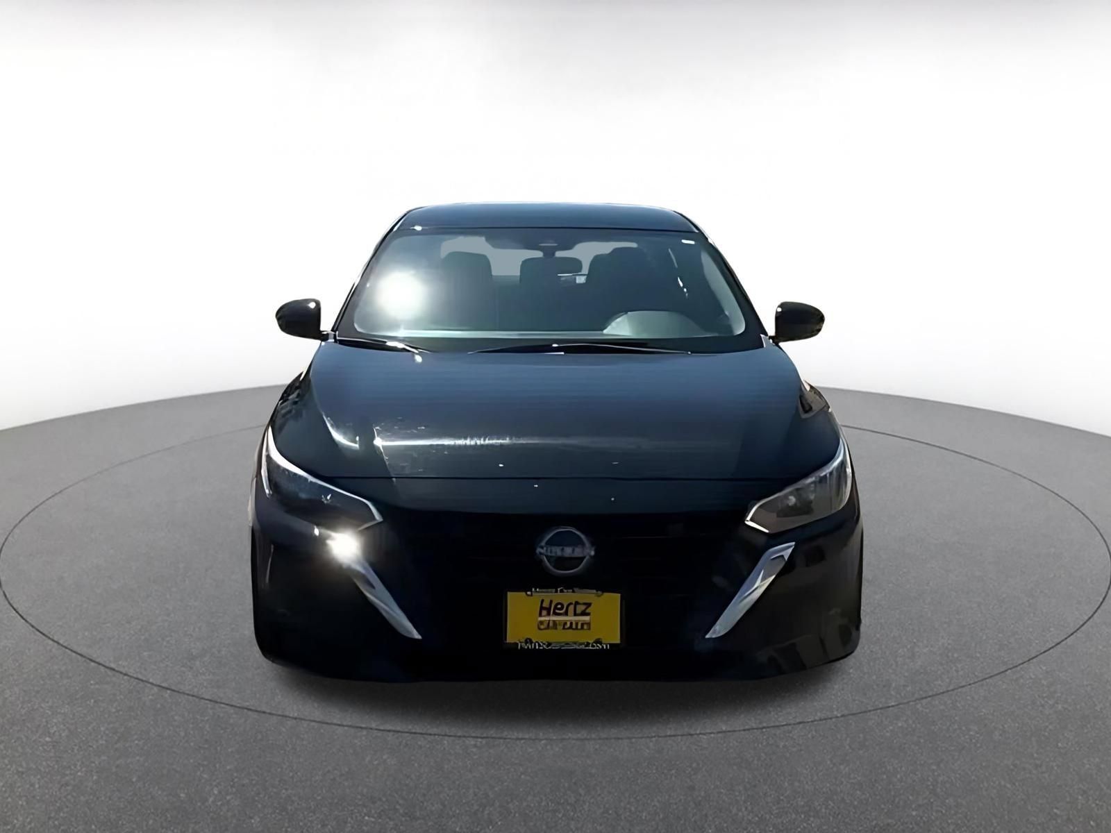 Used 2025 Nissan Sentra SV FWD image 4