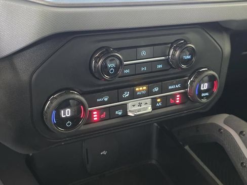 Used 2024 Ford Bronco Big Bend AWD/4WD image 24