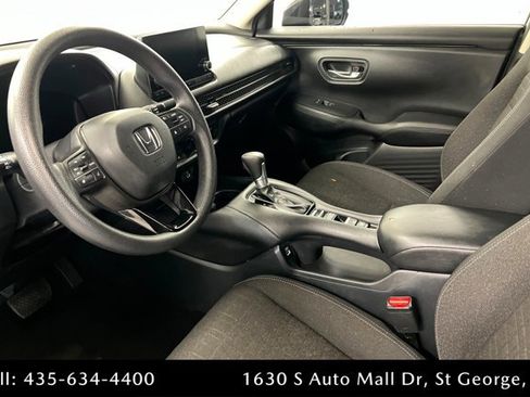 Used 2023 Honda HR-V LX image 15