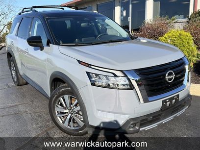 Used 2022 Nissan Pathfinder SL
