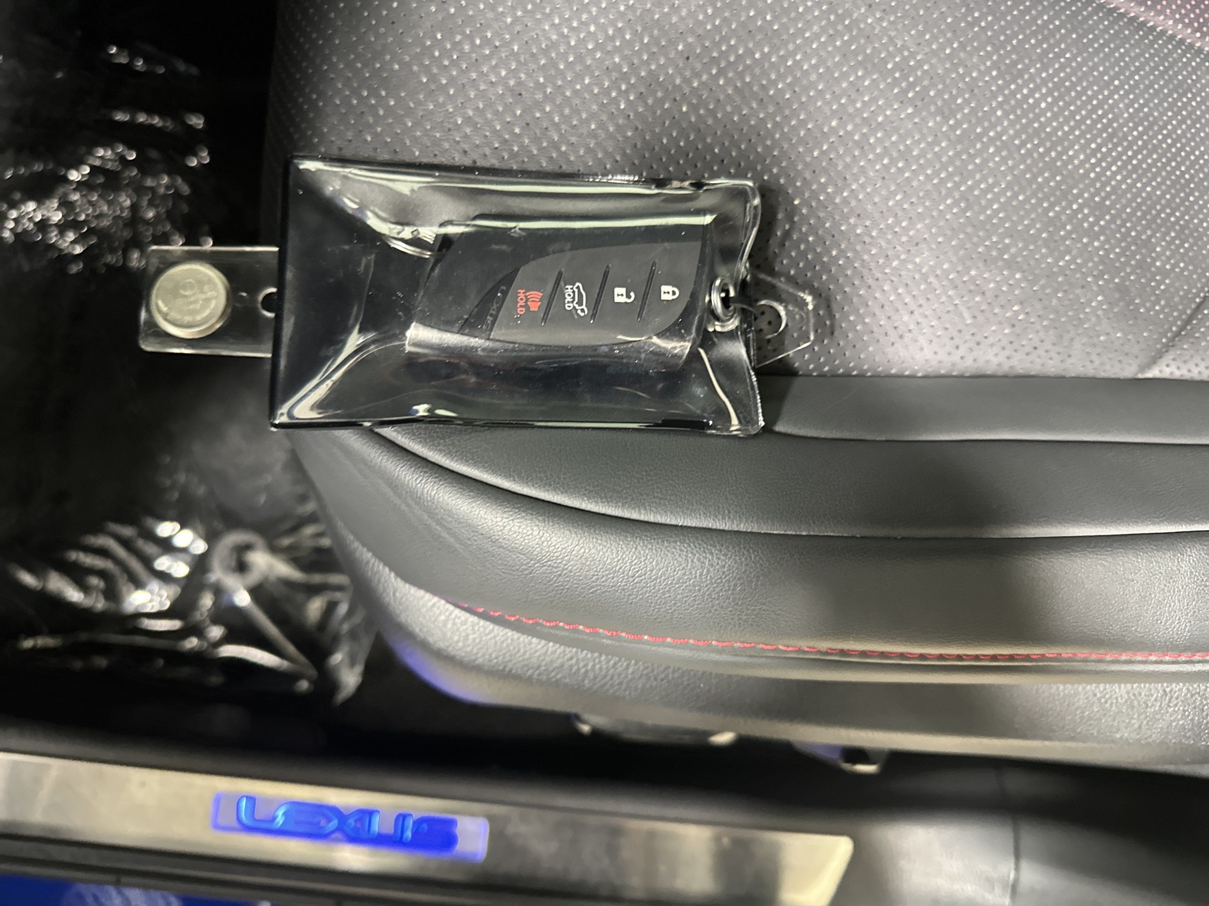 Certified 2024 Lexus UX 250h F Sport FWD image 36