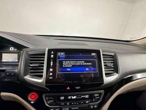 Used 2020 Honda Ridgeline RTL-E image 13