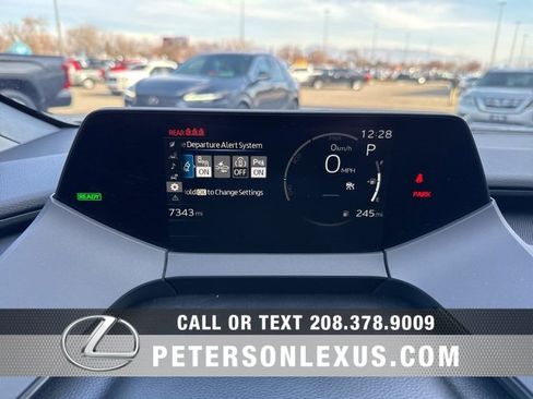 Used 2025 Toyota Prius AWD image 28