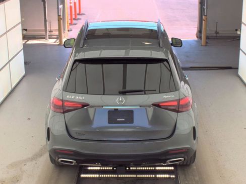 Used 2024 Mercedes-Benz GLE 350 4MATIC w/ AMG Line Exterior image 3