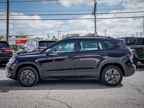 New 2026 Volkswagen Taos S image 5