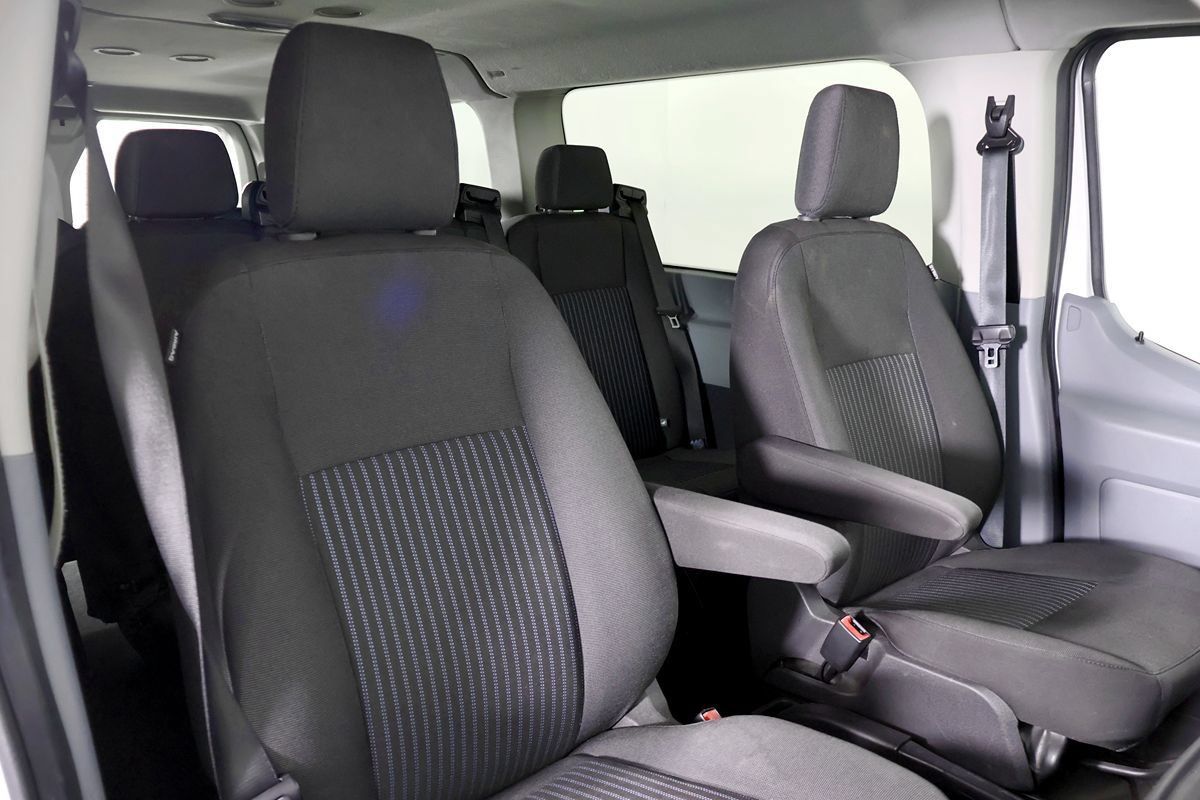 Used 2017 Ford Transit 150 XL RWD image 38
