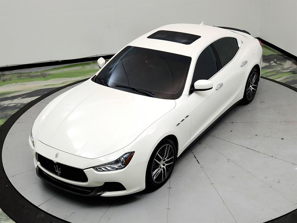 Used 2016 Maserati Ghibli RWD image 33