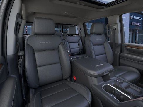 New 2025 GMC Sierra 2500 Denali w/ Denali Reserve Package image 16