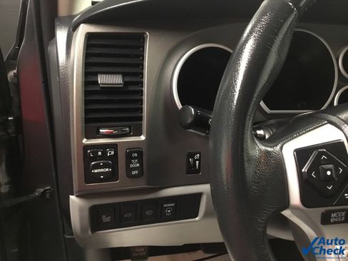 Used 2016 Toyota Sequoia Limited image 34