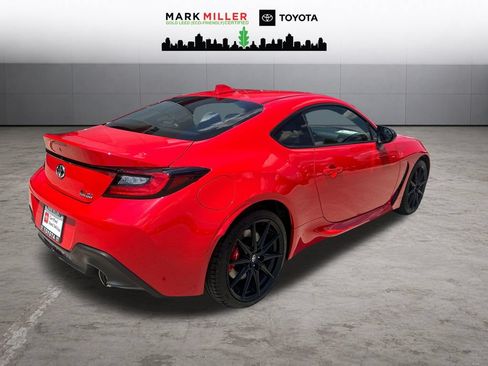 Used 2025 Toyota GR86 w/ Performance Package RWD image 6