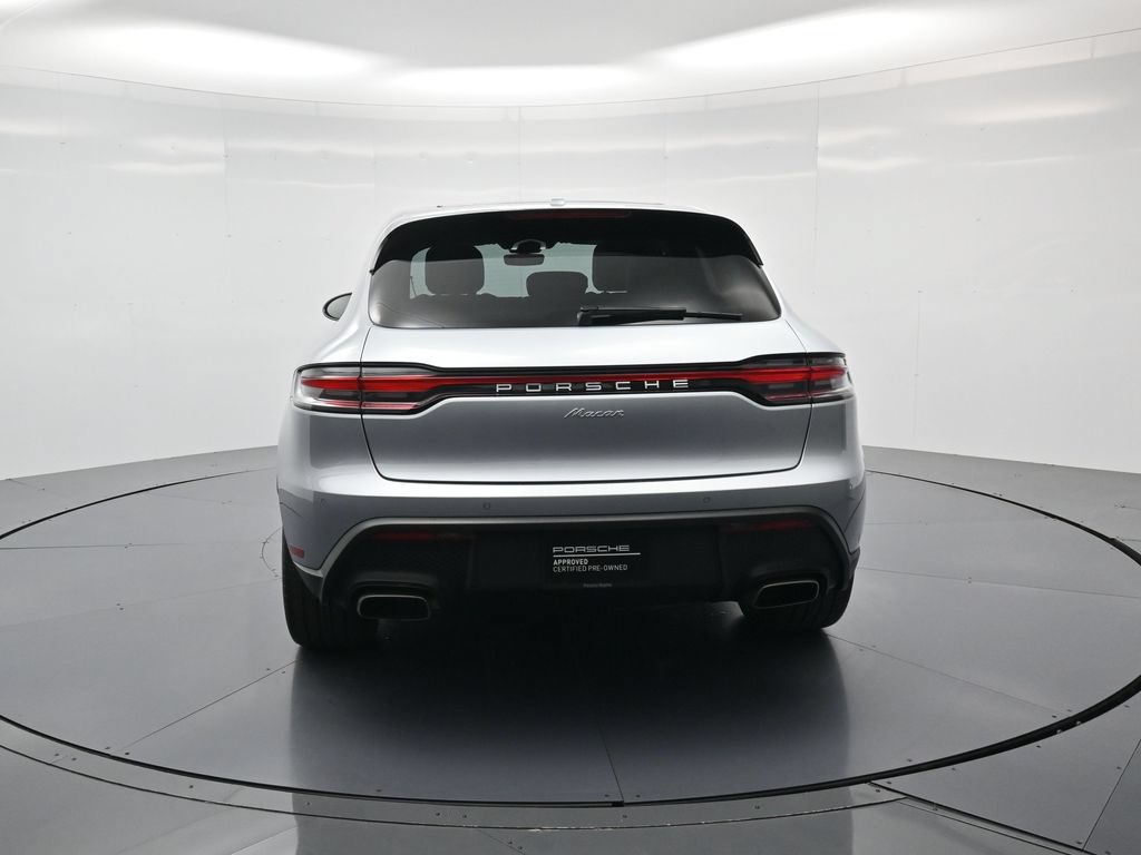 Certified 2023 Porsche Macan AWD/4WD image 29