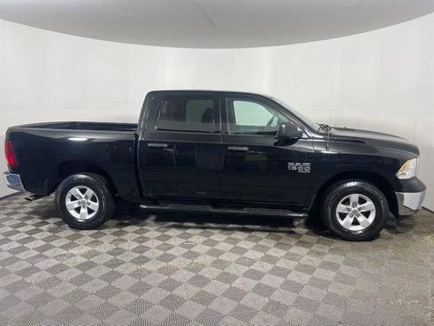 Certified 2022 RAM 1500 Classic SLT AWD/4WD image 11