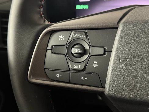 Used 2026 Nissan Sentra SR w/ Floor Mat Package FWD image 18