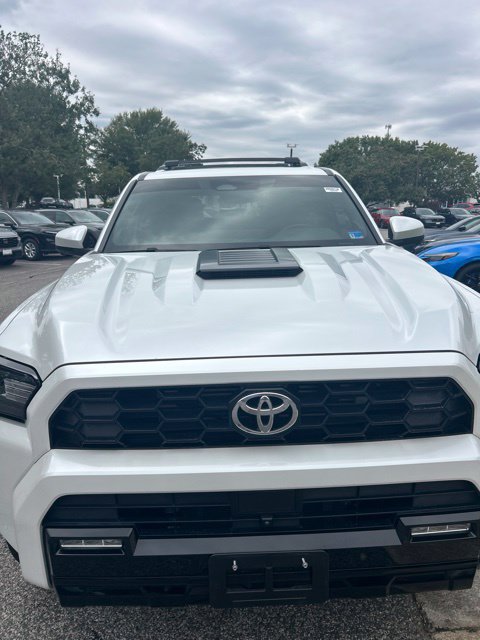 Used 2025 Toyota 4Runner TRD Sport Premium w/ Tow Technology Package AWD/4WD image 19