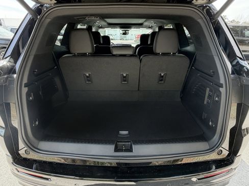 New 2026 Buick Enclave Sport Touring w/ Power Package image 6