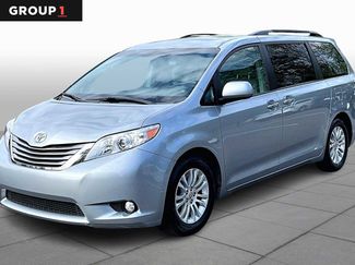 Used 2015 Toyota Sienna XLE video 1