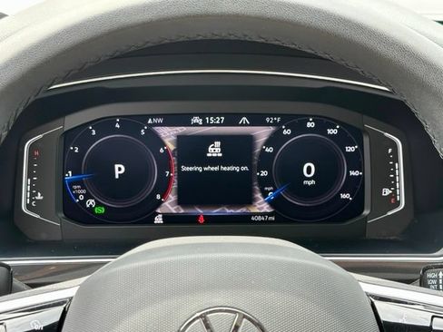Certified 2024 Volkswagen Tiguan SEL R-Line AWD/4WD image 37