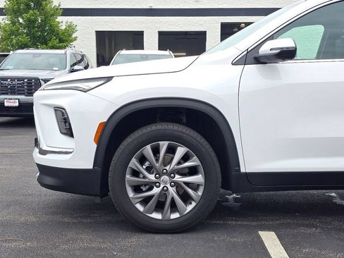 New 2026 Buick Enclave Preferred w/ Power Package AWD/4WD image 34