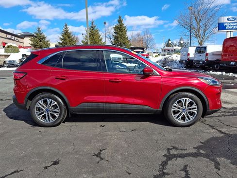 Used 2022 Ford Escape SEL image 7