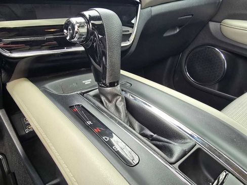 Used 2022 Honda HR-V EX image 38