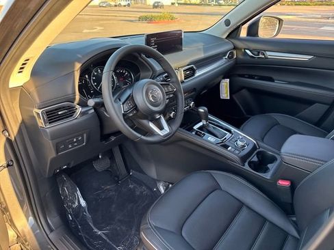 New 2025 MAZDA CX-5 AWD 2.5 S w/ Premium Plus Pkg image 8