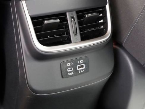 Used 2025 Subaru Legacy Premium AWD/4WD image 16