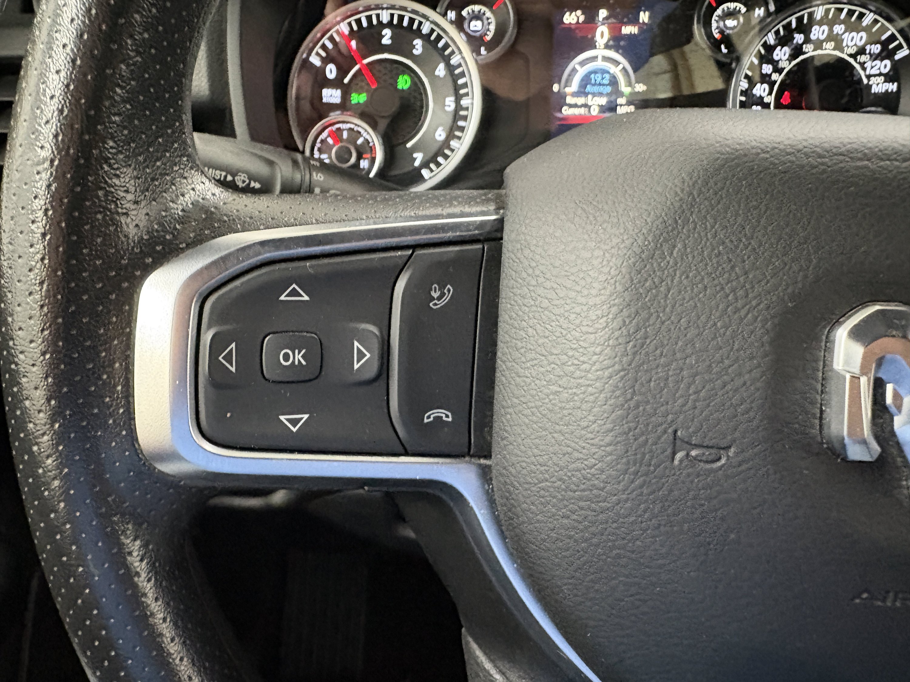 Used 2025 RAM 1500 Tradesman AWD/4WD image 30