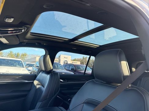 New 2026 Jeep Grand Cherokee L Limited image 18